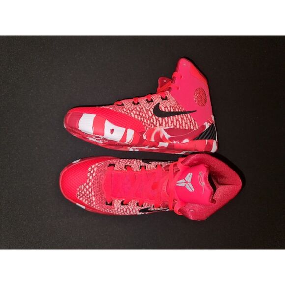 Nike Kobe 9 Elite Protro. Christmas (2024) (GS). SIZE 5.5Y HJ9446-600 - Picture 7 of 7